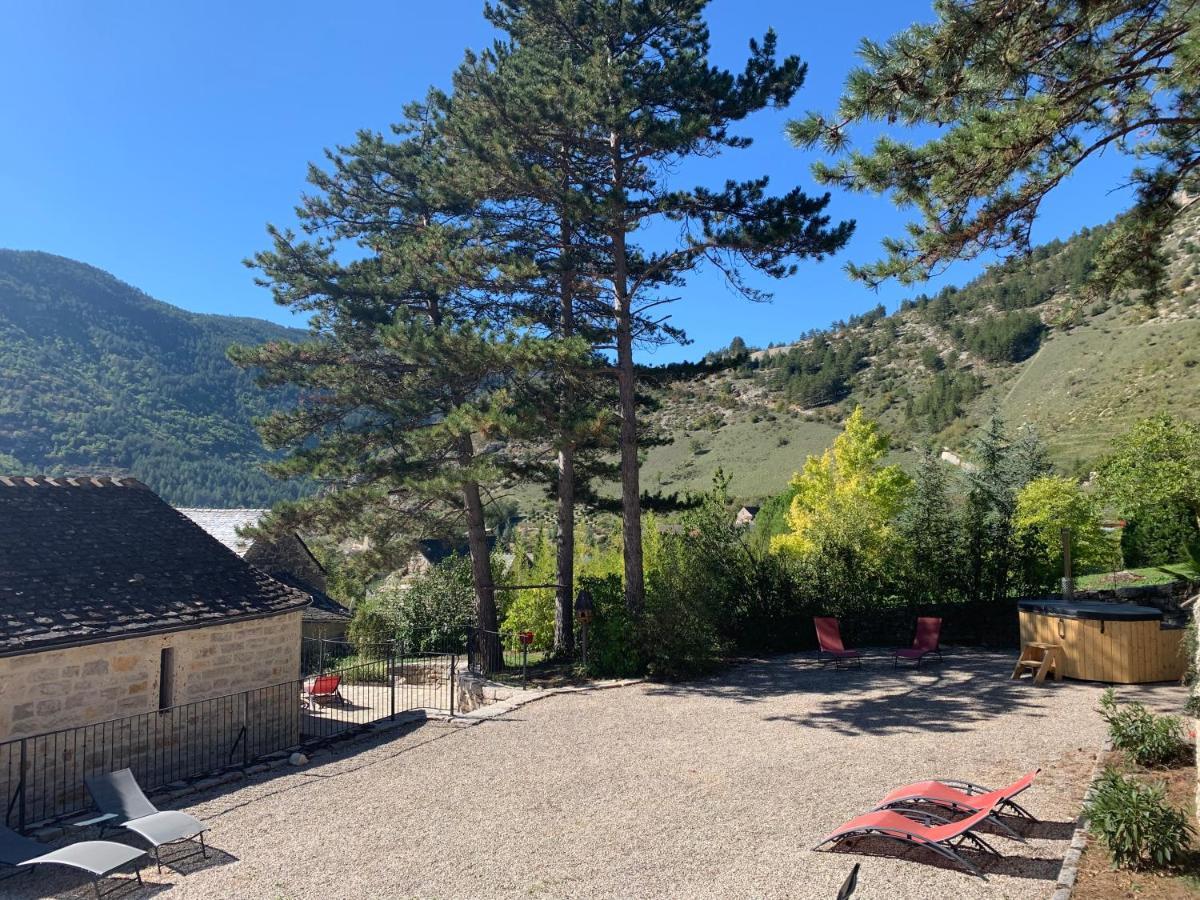 La Voutee 5 Epis Avec Bain Finlandais Prive Au Manoir Du Charme Gorges Du Tarn Bed & Breakfast Quezac  Exterior foto